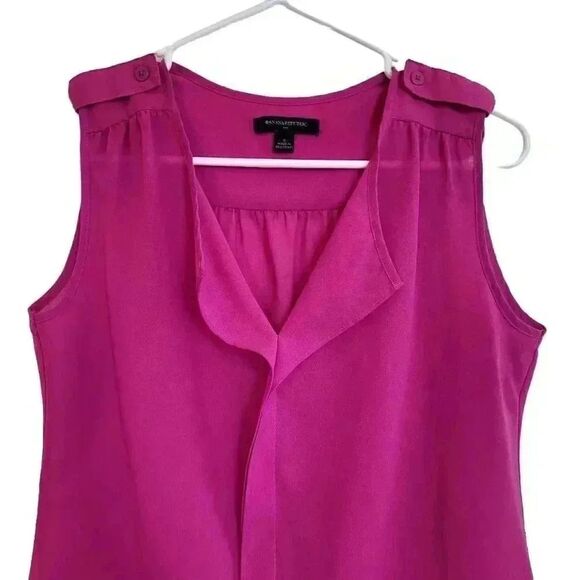Banana Republic Women's Raspberry Pink Poly Georgette Sleeveless V-Neck Top - Picture 2 of 7